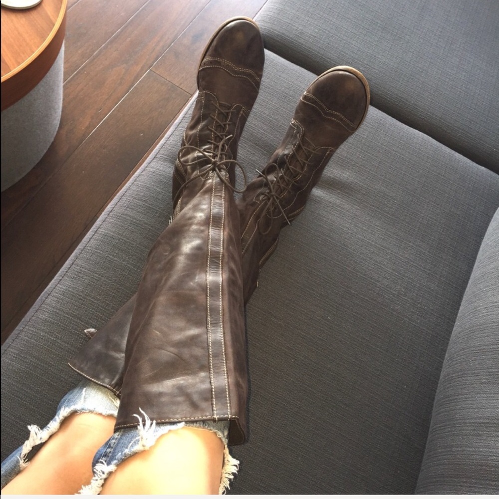 Brown lace up leather boots!
